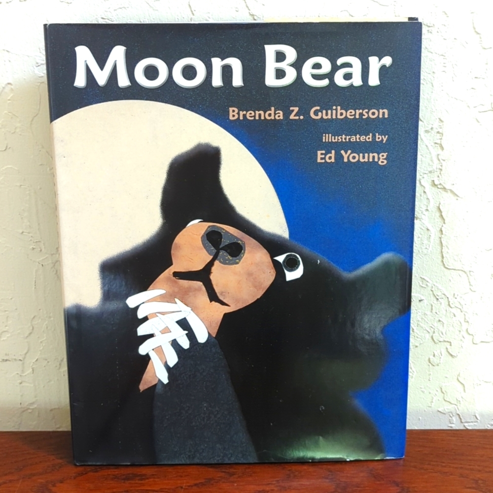 3/$20🌟 Moon Bear Hardcover Children's Picture Book
